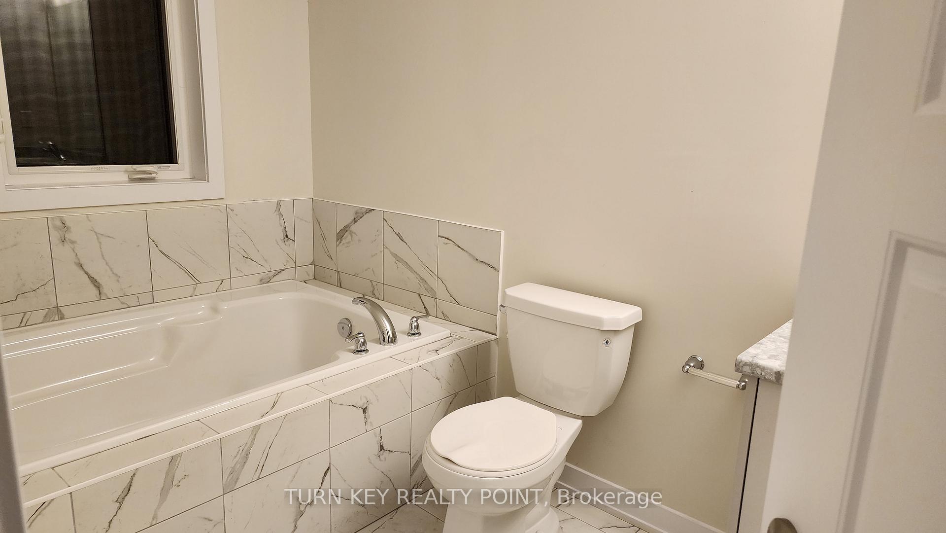 Photo 12 of 44 Keelson Street, Welland, Dain City — HOMEH