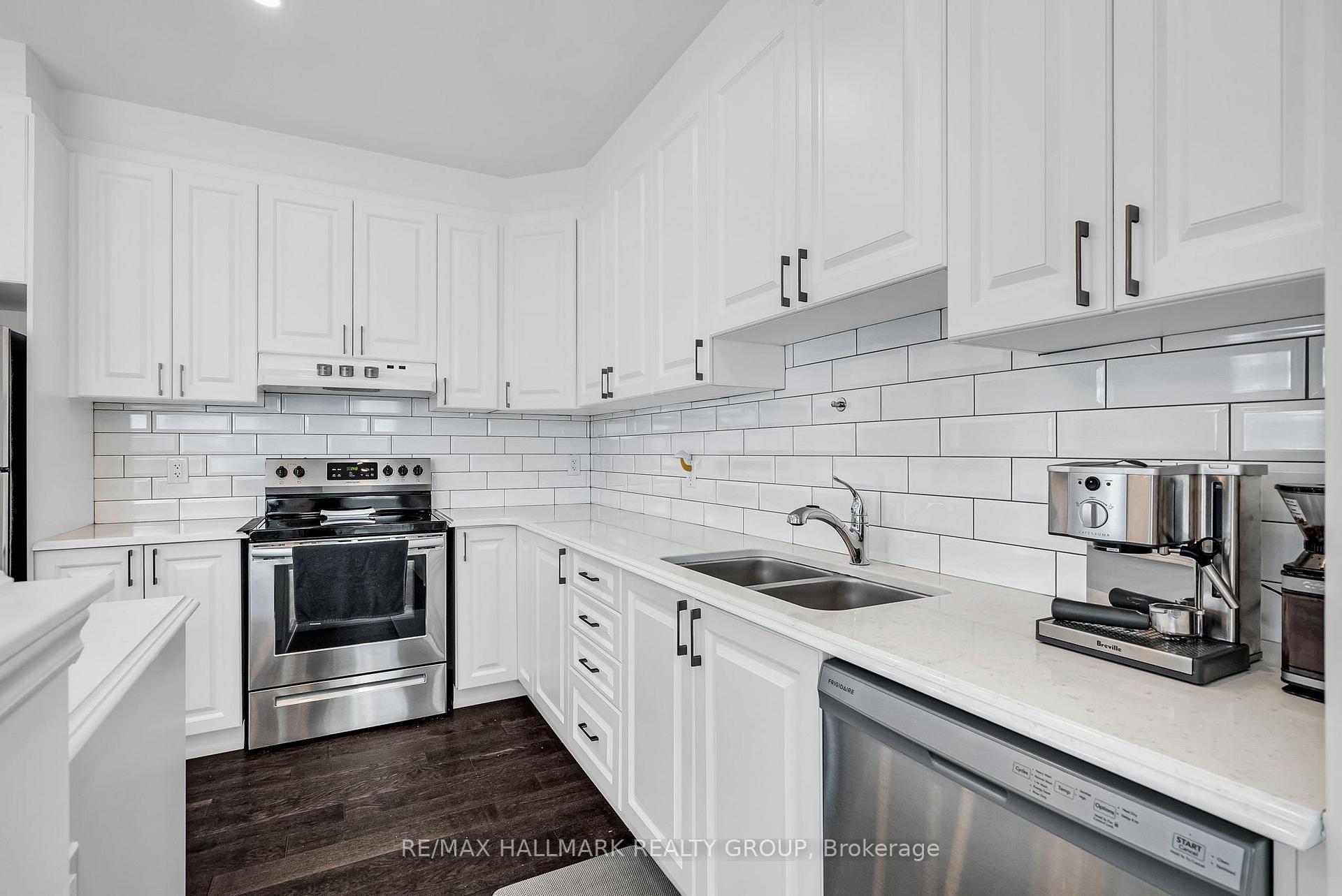 Photo 10 of 10 Pewee Place, Ottawa, Avalon West — HOMEH