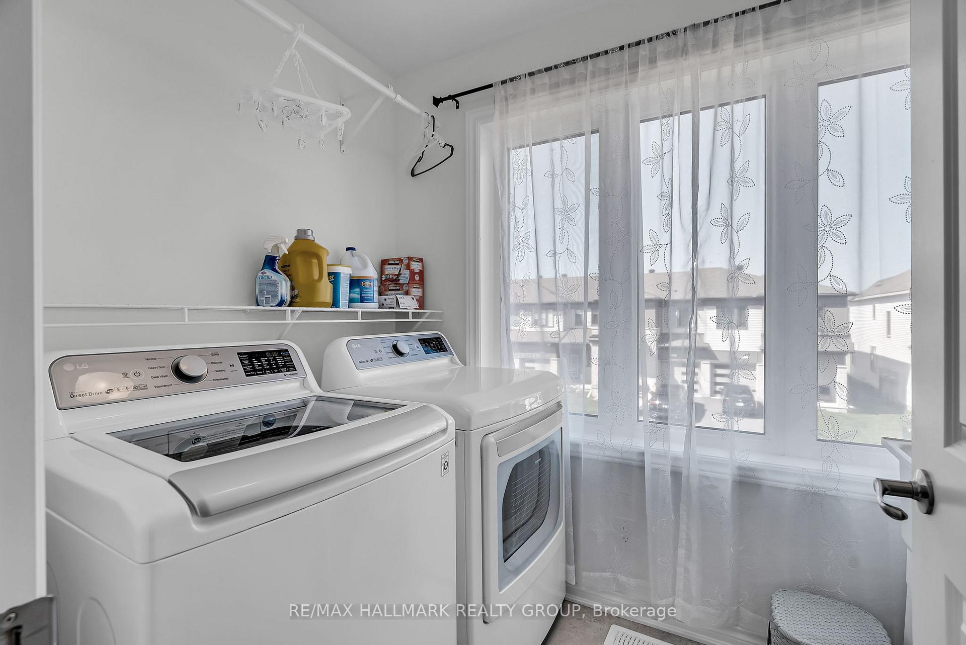 Photo 13 of 10 Pewee Place, Ottawa, Avalon West — HOMEH