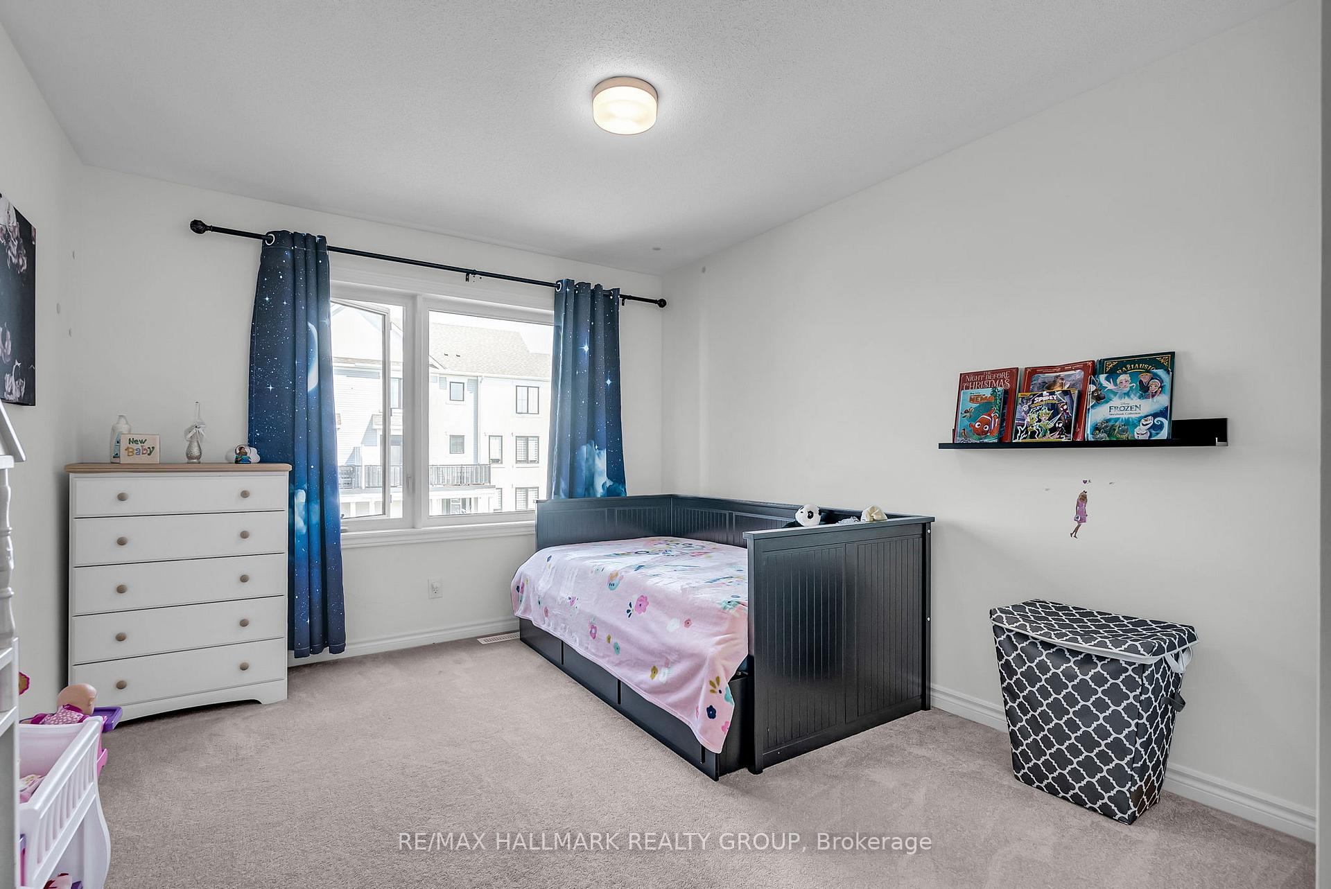 Photo 14 of 10 Pewee Place, Ottawa, Avalon West — HOMEH