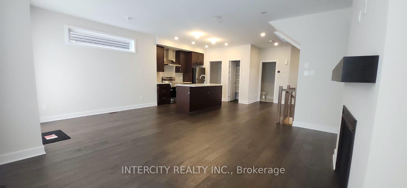 Photo 2 of 554 Tenor Ridge, Ottawa, Riverside South/Gloucester Glen — HOMEH