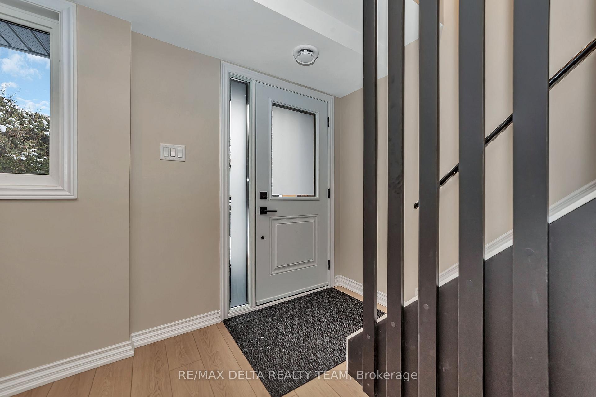 Photo 5 of 1593 Payette Drive, Ottawa, Bilberry Creek/Queenswood Heights — HOMEH
