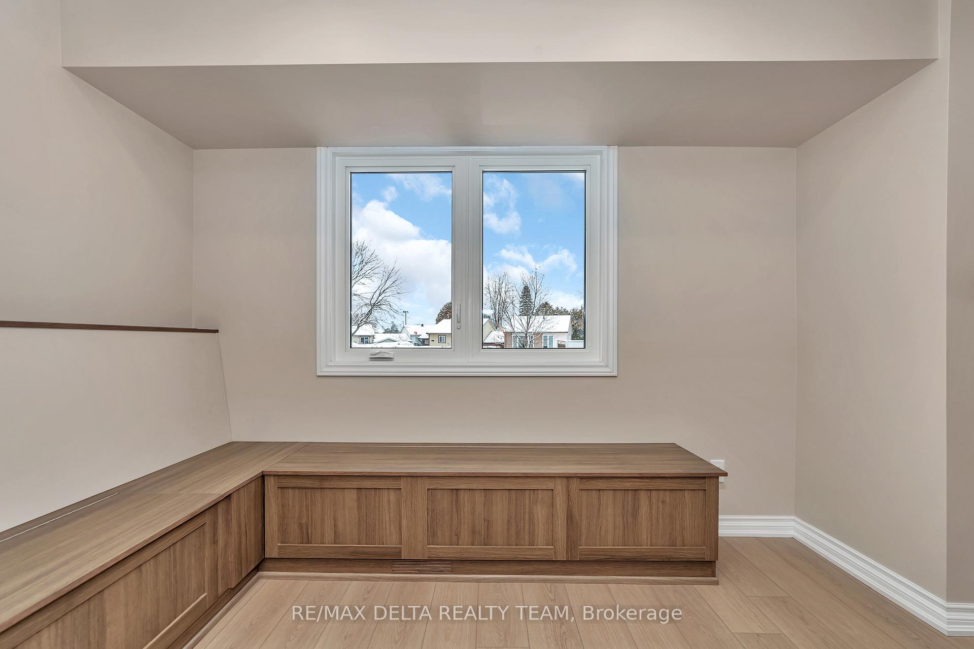 Photo 21 of 1593 Payette Drive, Ottawa, Bilberry Creek/Queenswood Heights — HOMEH