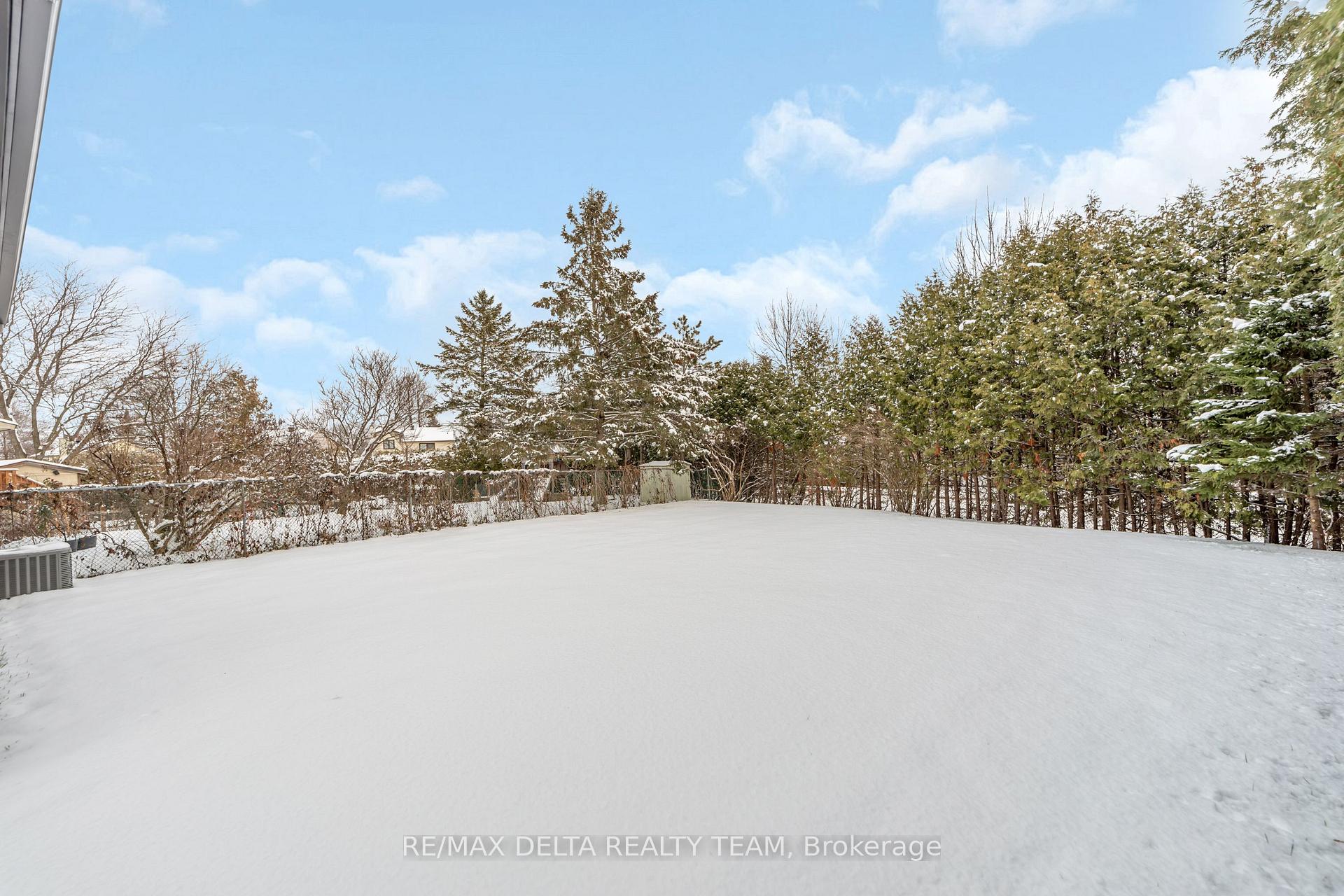 Photo 34 of 1593 Payette Drive, Ottawa, Bilberry Creek/Queenswood Heights — HOMEH