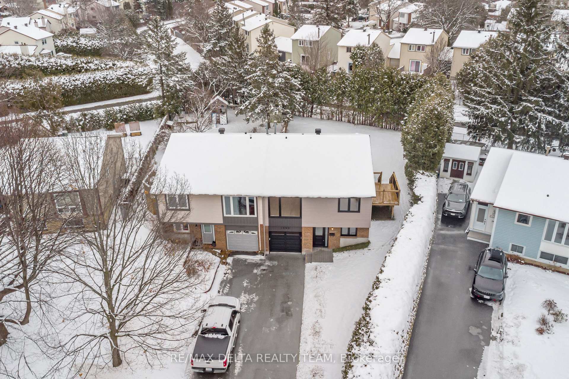 Photo 37 of 1593 Payette Drive, Ottawa, Bilberry Creek/Queenswood Heights — HOMEH