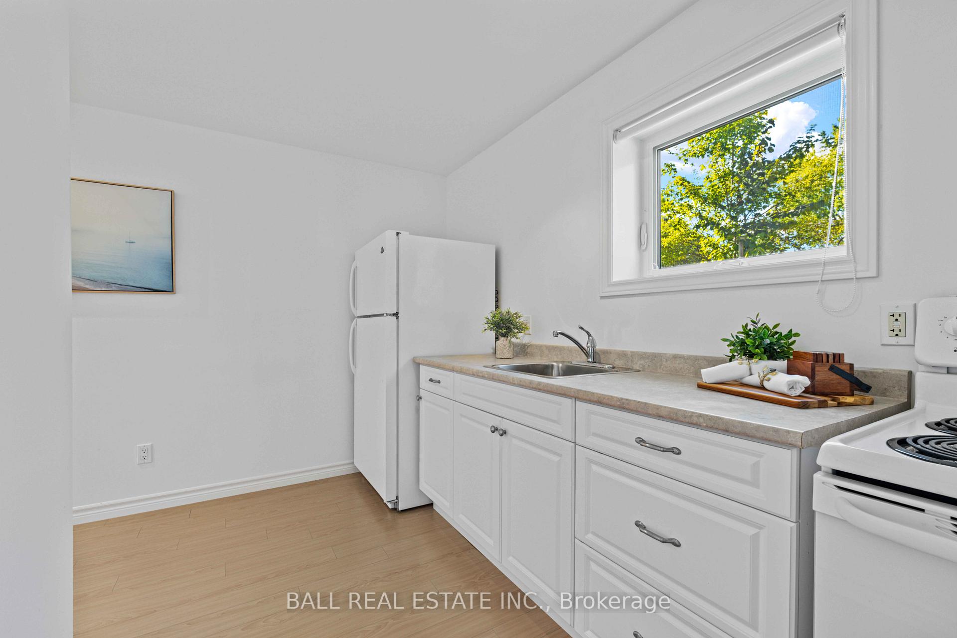 Photo 51 of 773 Pinewood Drive, Peterborough, Otonabee Ward 1 — HOMEH