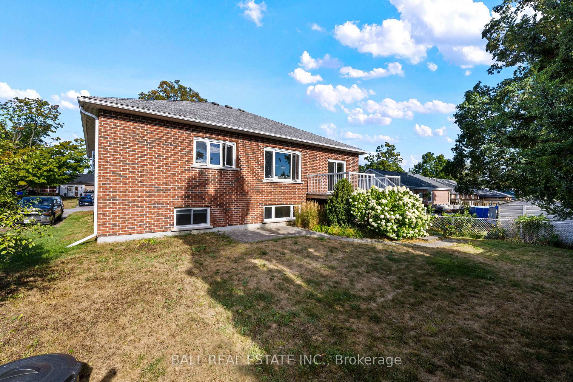 Photo 59 of 773 Pinewood Drive, Peterborough, Otonabee Ward 1 — HOMEH