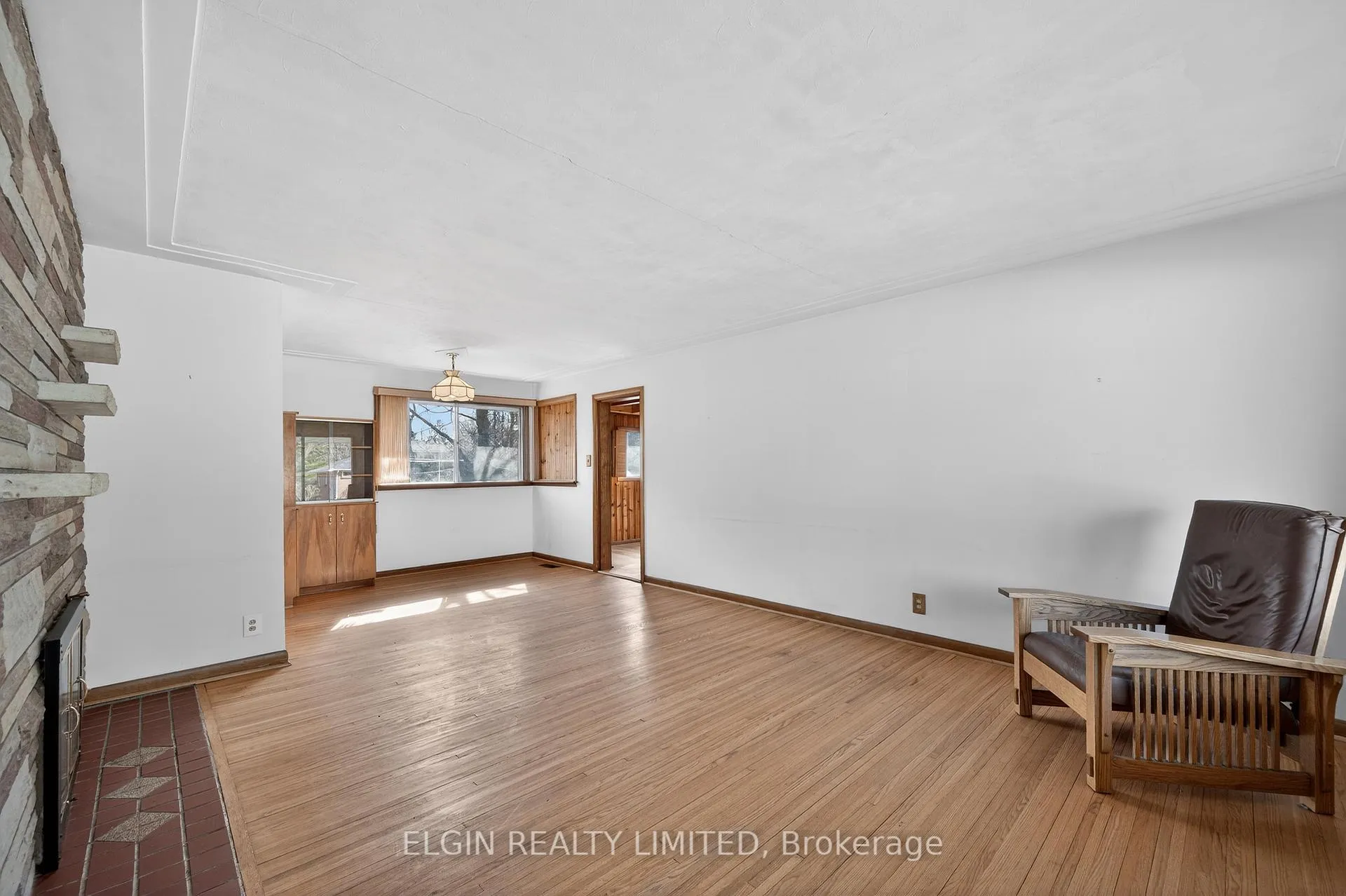 Photo 8 of 8 Ermatinger Street, St. Thomas — HOMEH