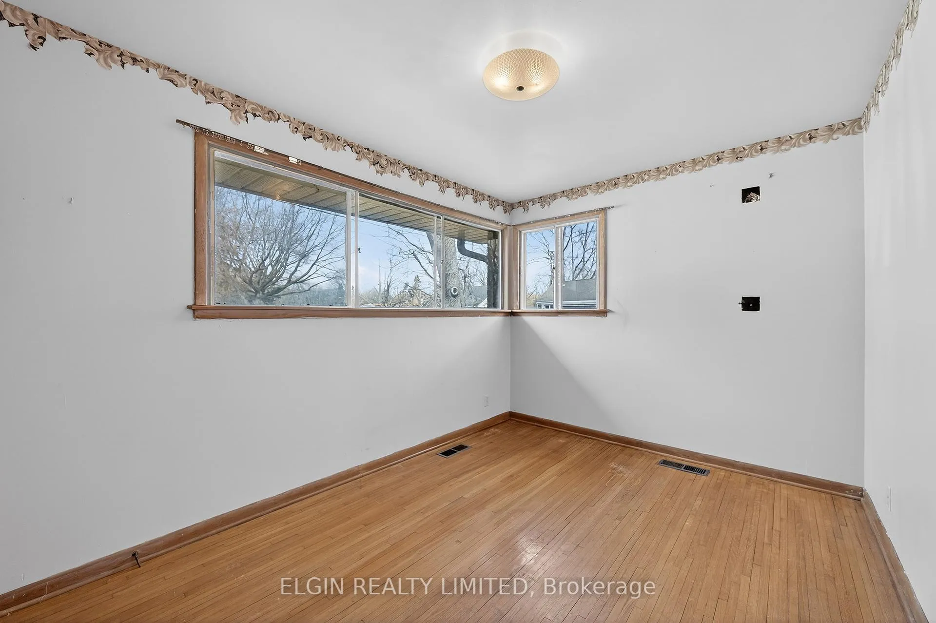 Photo 20 of 8 Ermatinger Street, St. Thomas — HOMEH
