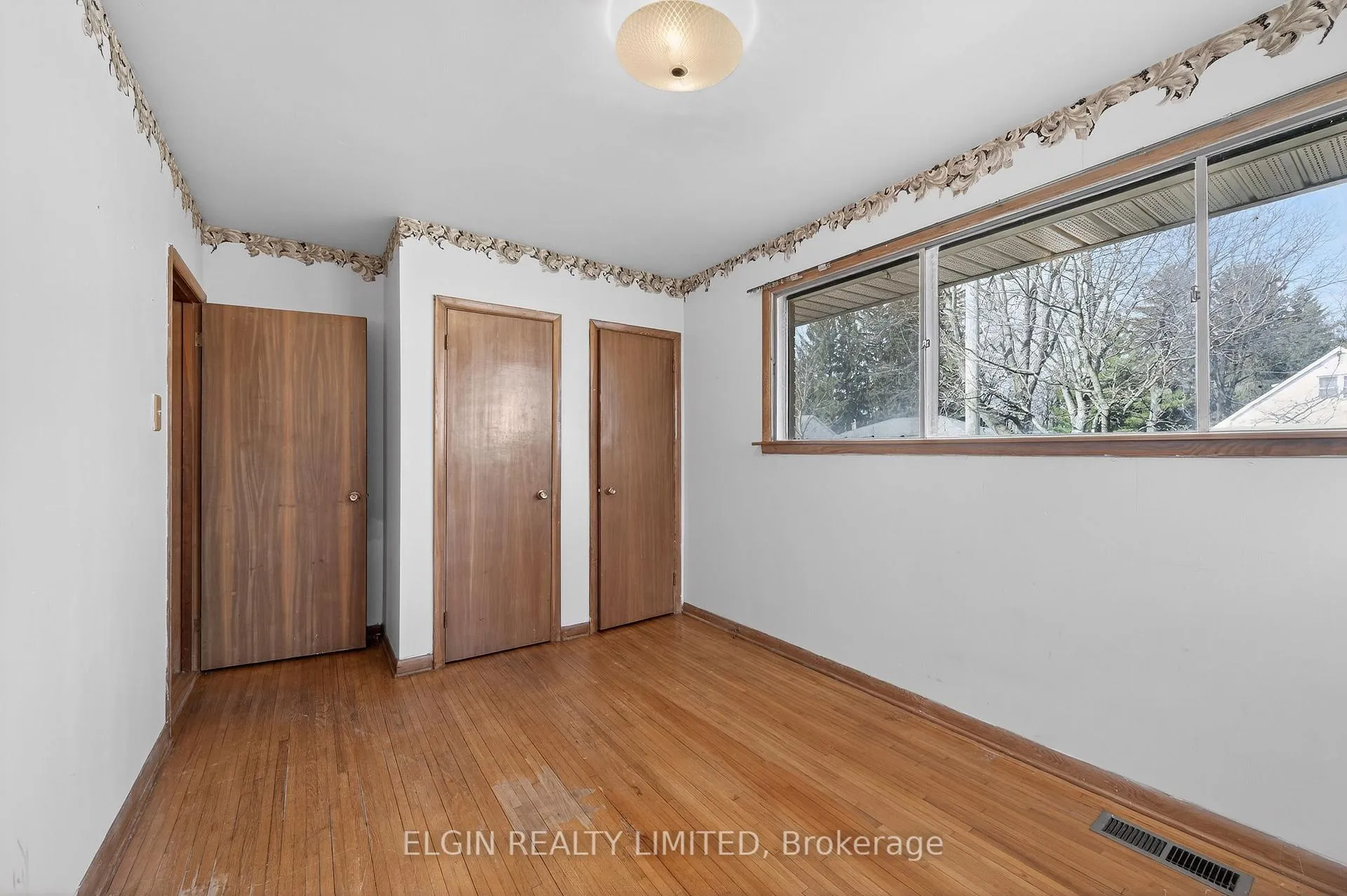 Photo 21 of 8 Ermatinger Street, St. Thomas — HOMEH