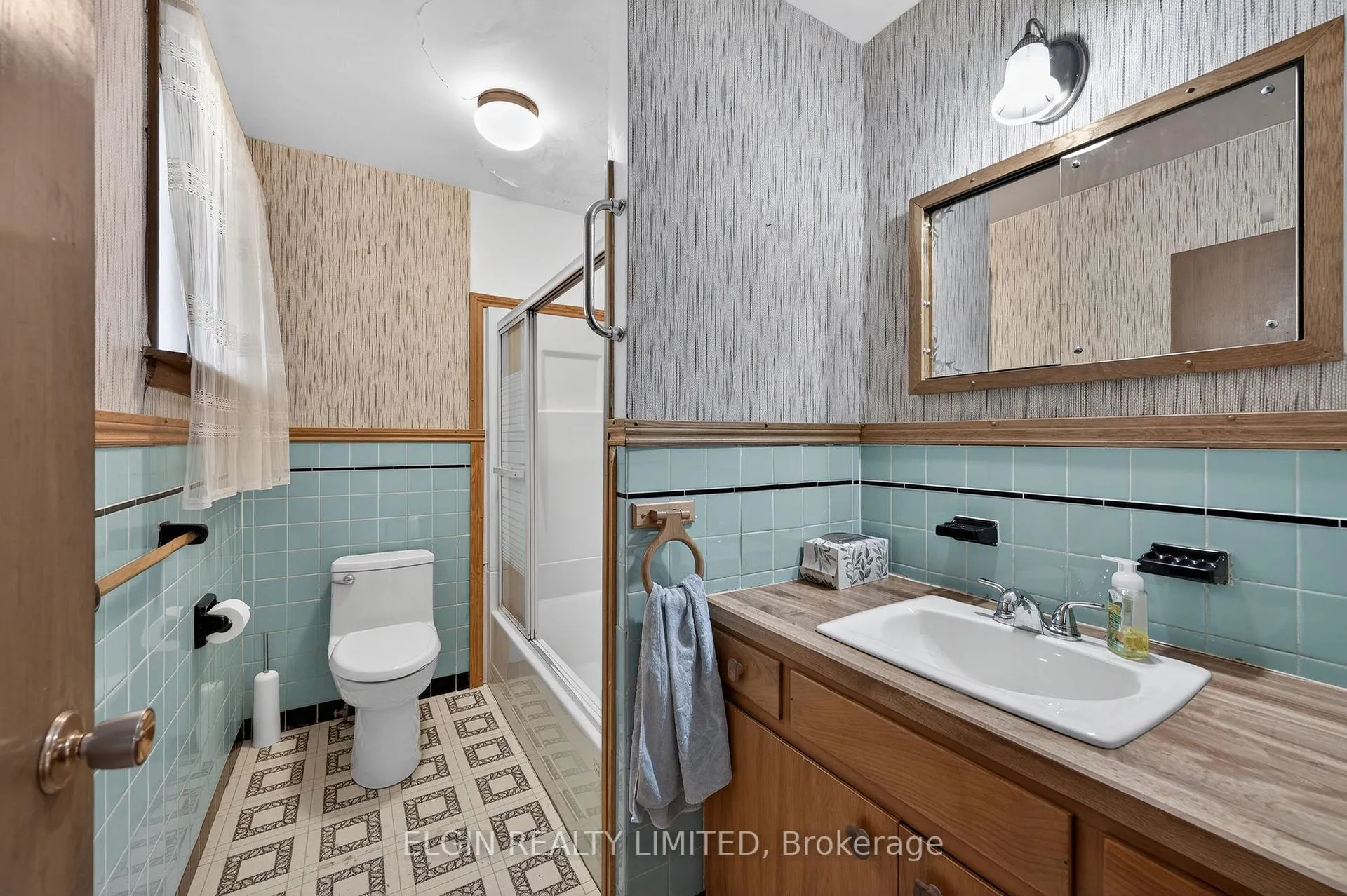 Photo 24 of 8 Ermatinger Street, St. Thomas — HOMEH