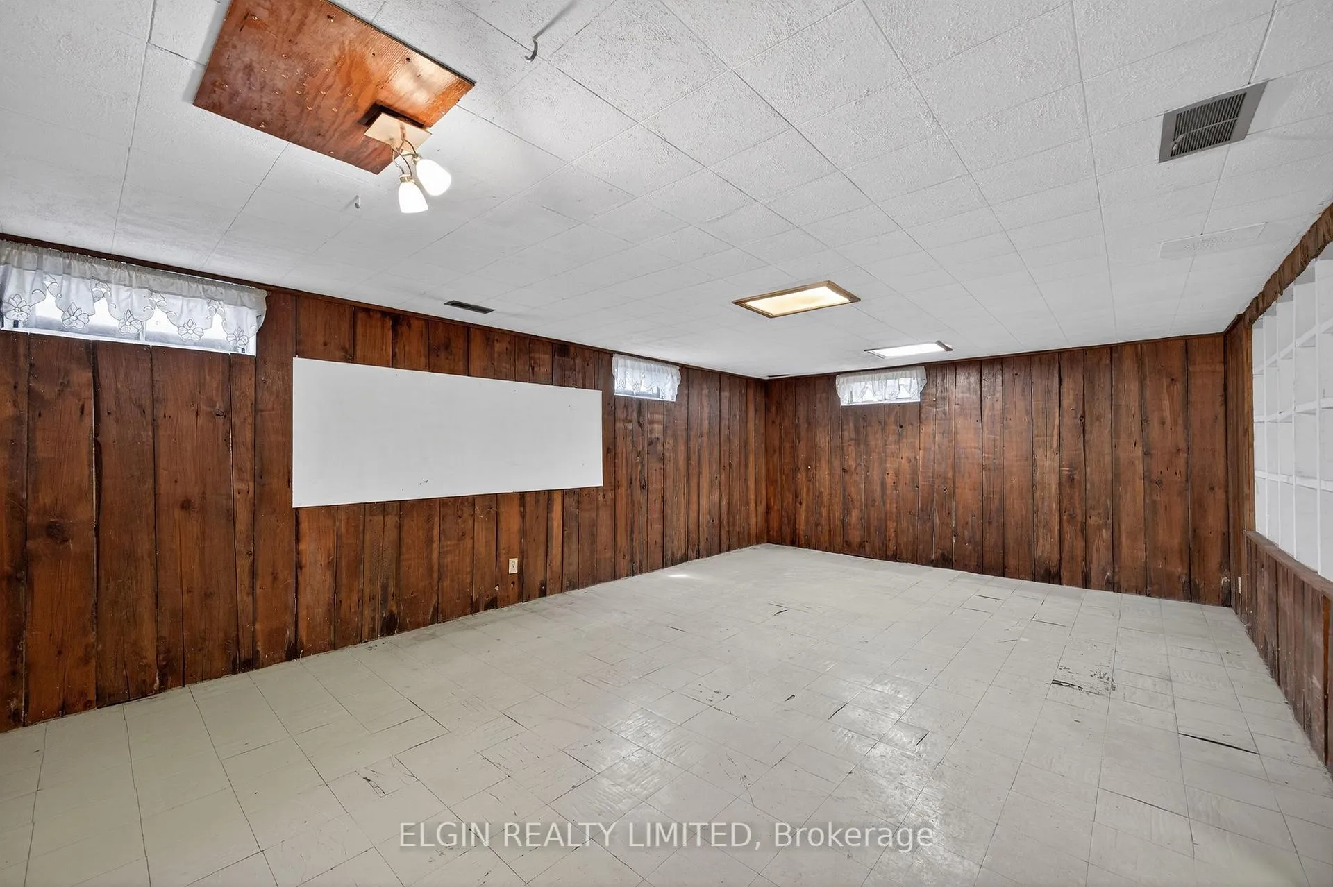 Photo 25 of 8 Ermatinger Street, St. Thomas — HOMEH