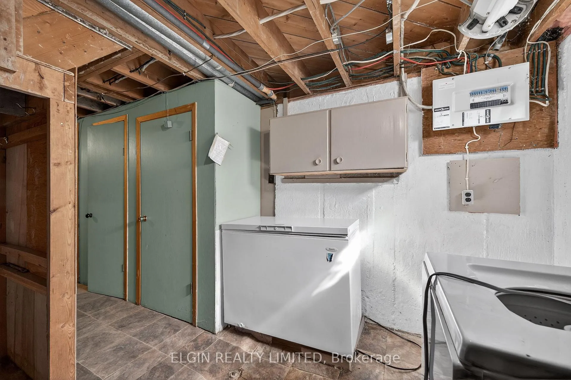 Photo 28 of 8 Ermatinger Street, St. Thomas — HOMEH