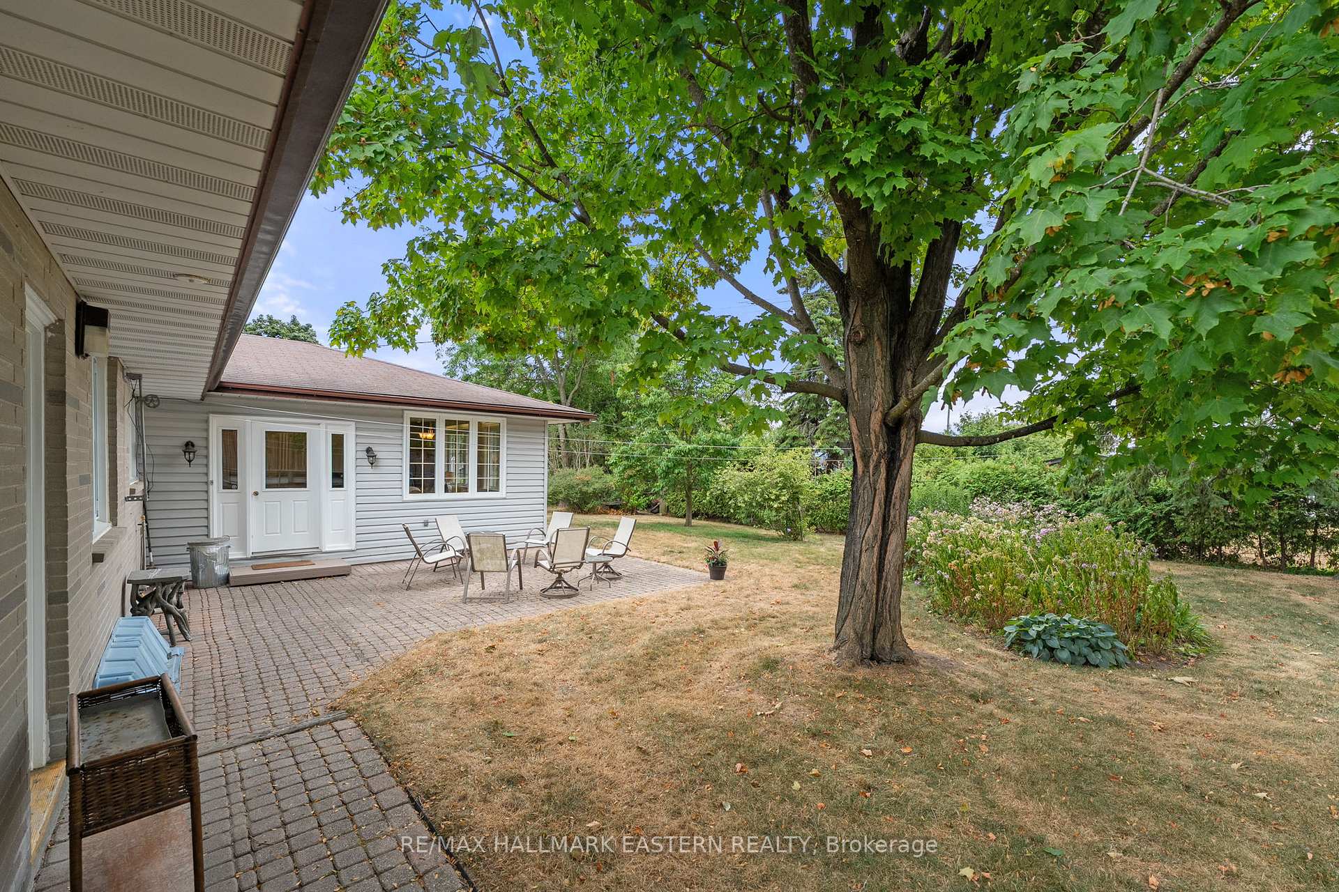Photo 43 of 883 Kensington Drive, Peterborough, Monaghan Ward 2 — HOMEH