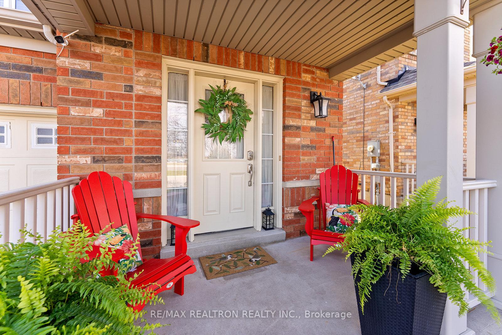 Photo 2 of 947 Fetchison Drive, Oshawa, Taunton — HOMEH
