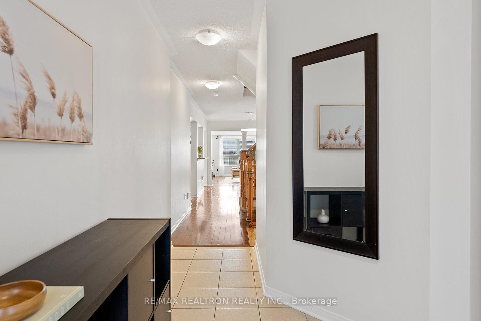 Photo 4 of 947 Fetchison Drive, Oshawa, Taunton — HOMEH