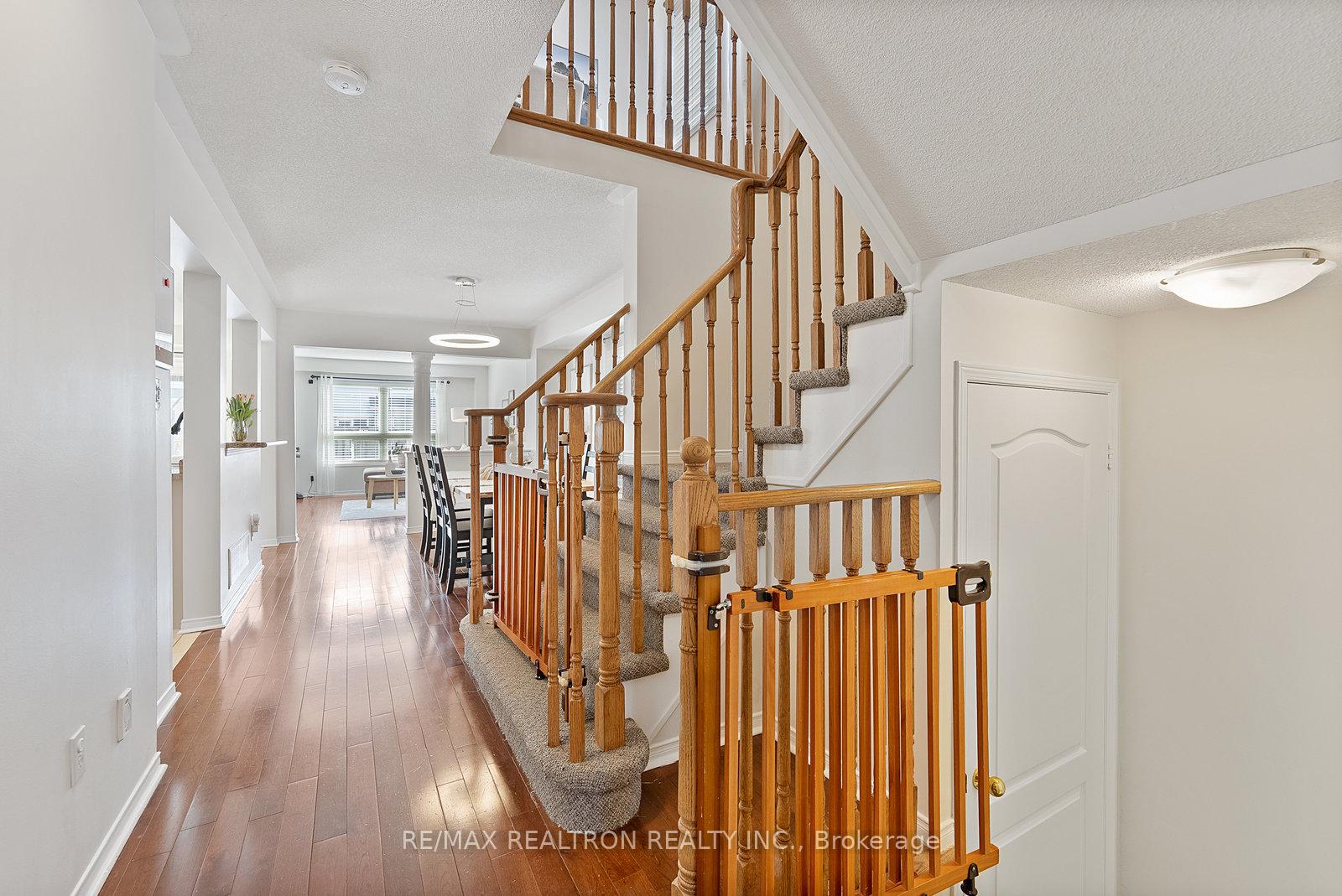 Photo 6 of 947 Fetchison Drive, Oshawa, Taunton — HOMEH
