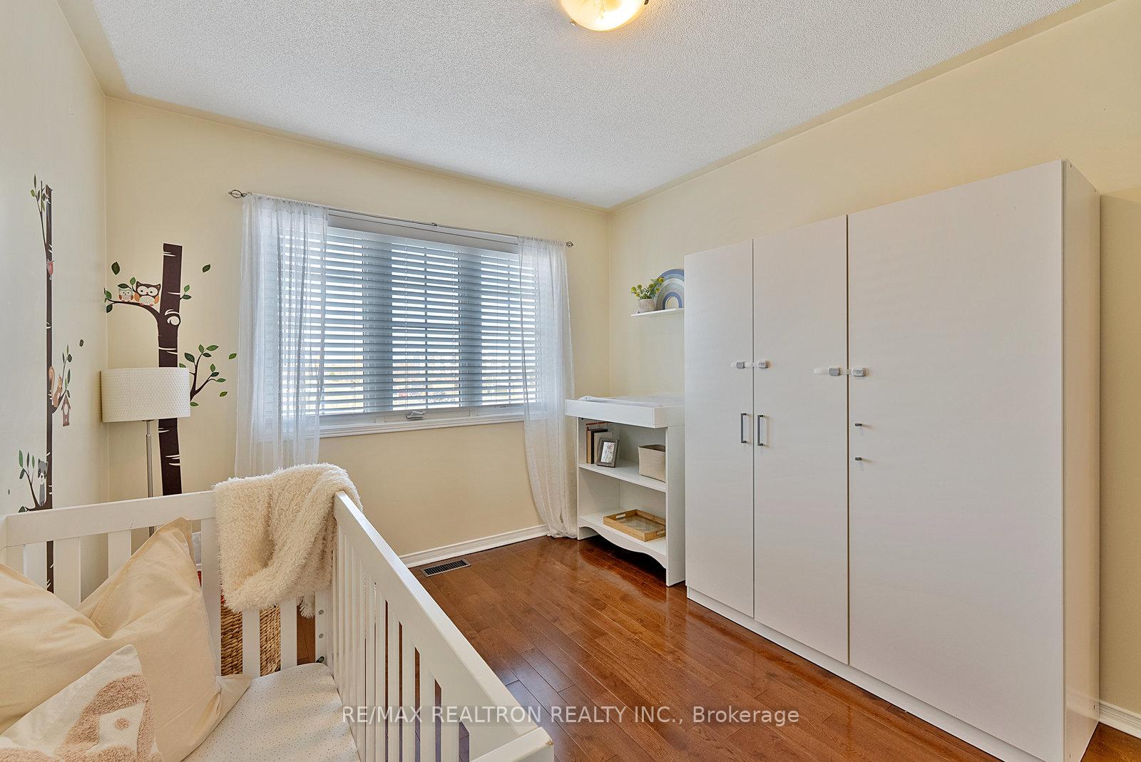 Photo 27 of 947 Fetchison Drive, Oshawa, Taunton — HOMEH