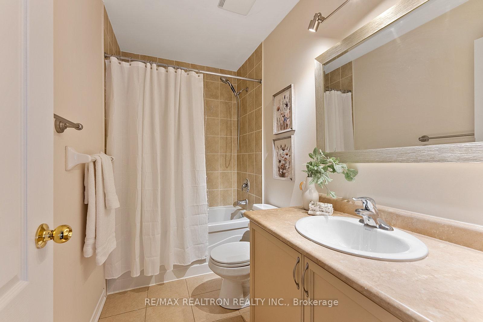 Photo 31 of 947 Fetchison Drive, Oshawa, Taunton — HOMEH