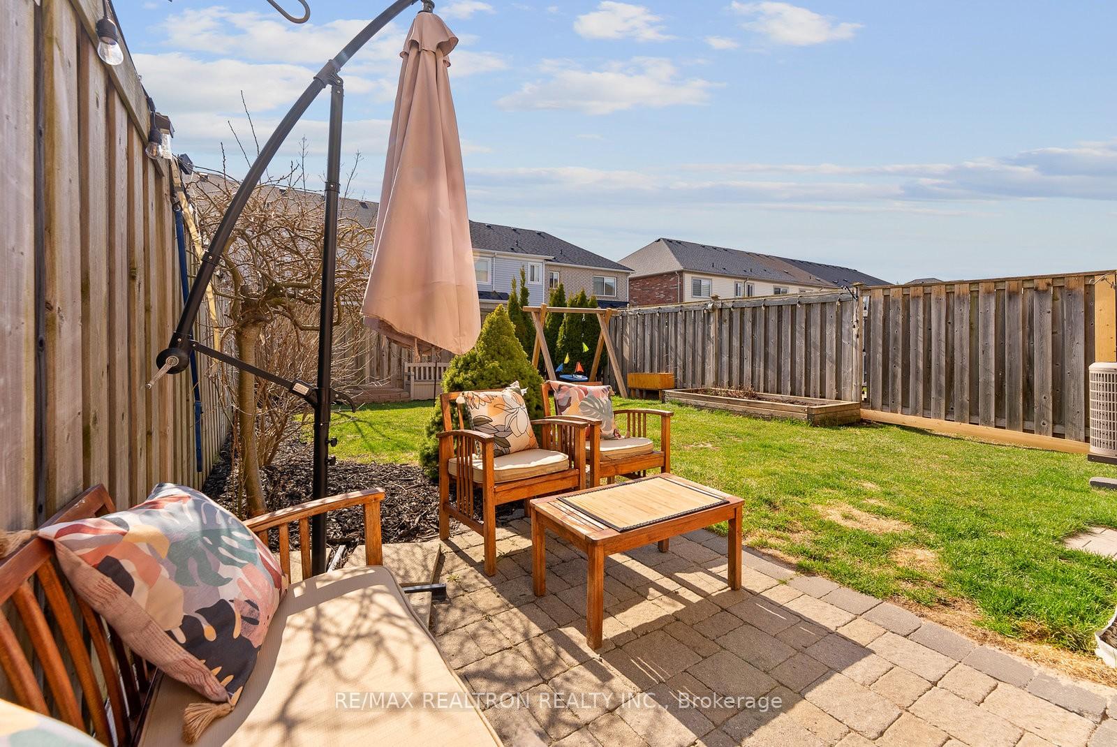 Photo 43 of 947 Fetchison Drive, Oshawa, Taunton — HOMEH