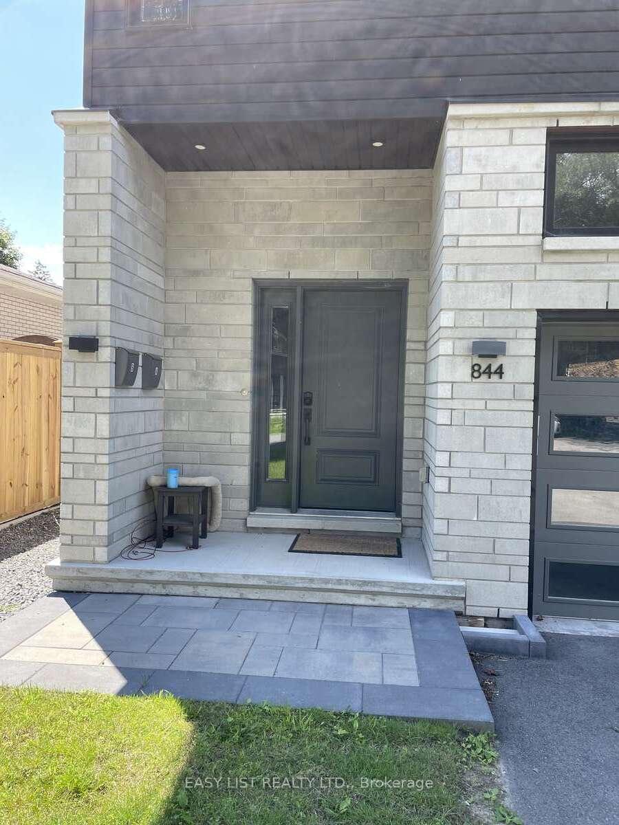 Photo 3 of Unit A, 844 Maplewood Avenue, Ottawa, Queensway Terrace North — HOMEH
