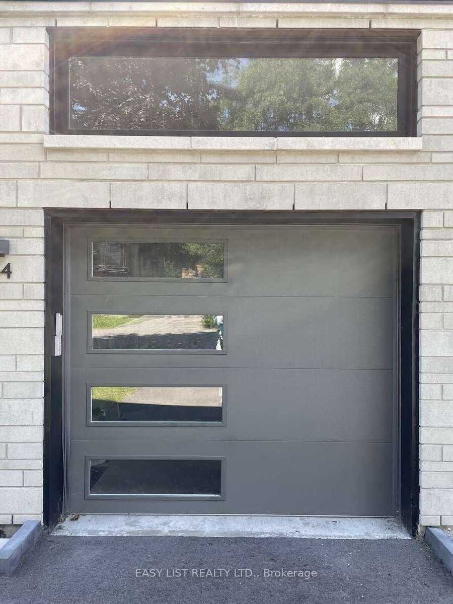 Photo 4 of Unit A, 844 Maplewood Avenue, Ottawa, Queensway Terrace North — HOMEH