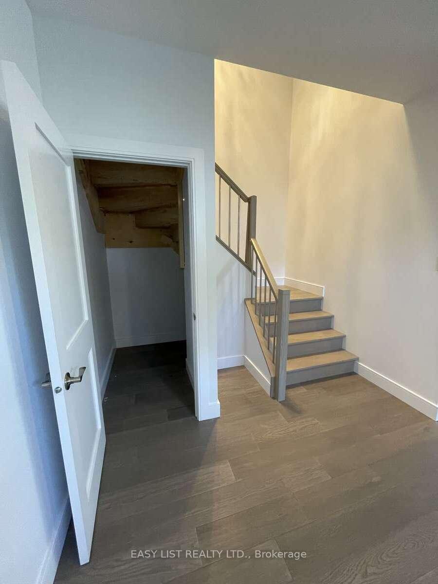 Photo 9 of Unit A, 844 Maplewood Avenue, Ottawa, Queensway Terrace North — HOMEH
