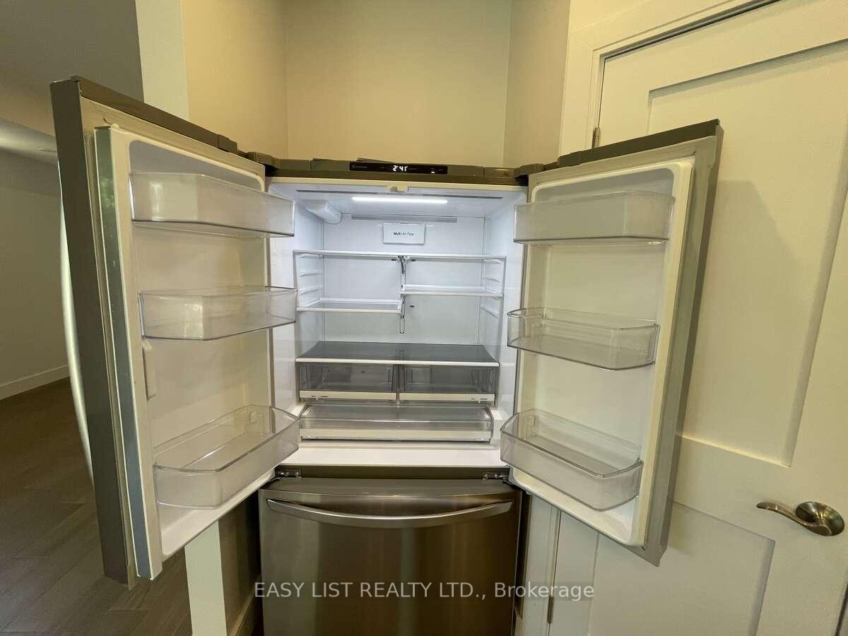 Photo 15 of Unit A, 844 Maplewood Avenue, Ottawa, Queensway Terrace North — HOMEH