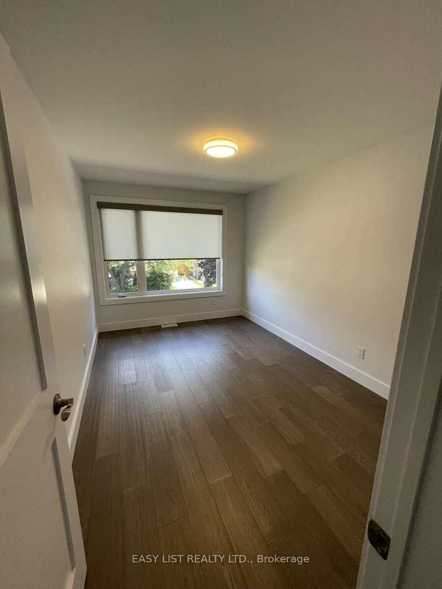 Photo 20 of Unit A, 844 Maplewood Avenue, Ottawa, Queensway Terrace North — HOMEH