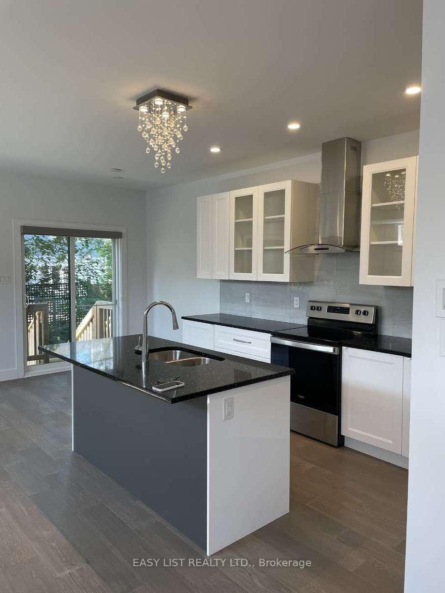 Photo 36 of Unit A, 844 Maplewood Avenue, Ottawa, Queensway Terrace North — HOMEH