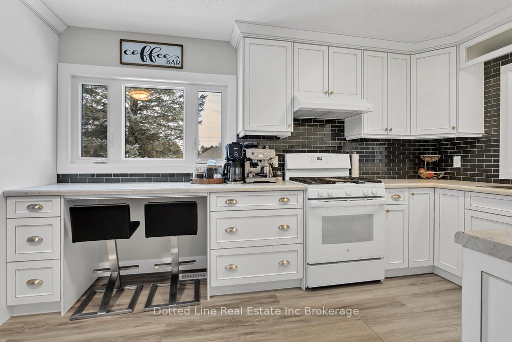 Photo 4 of 55837 Fifth Street, Bayham, Straffordville — HOMEH