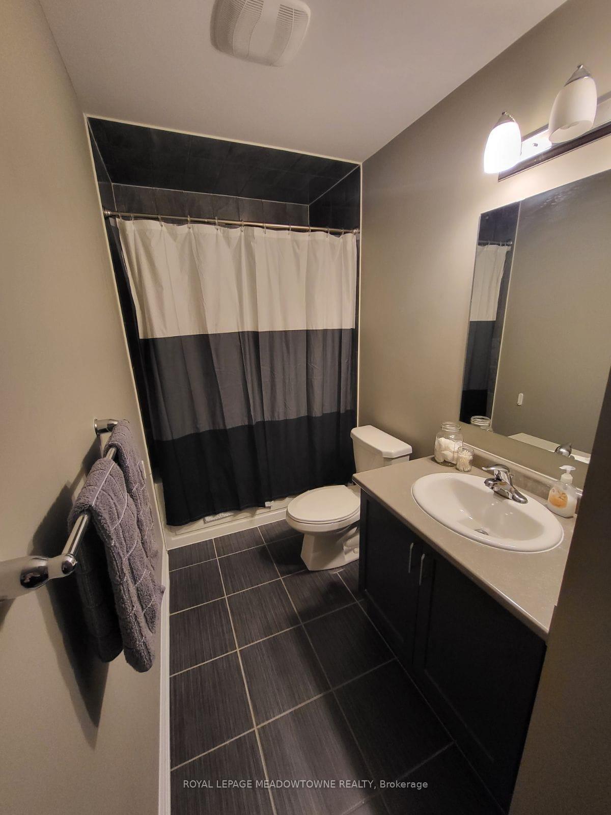 Photo 10 of 45 Far North Court, Oshawa, Windfields — HOMEH