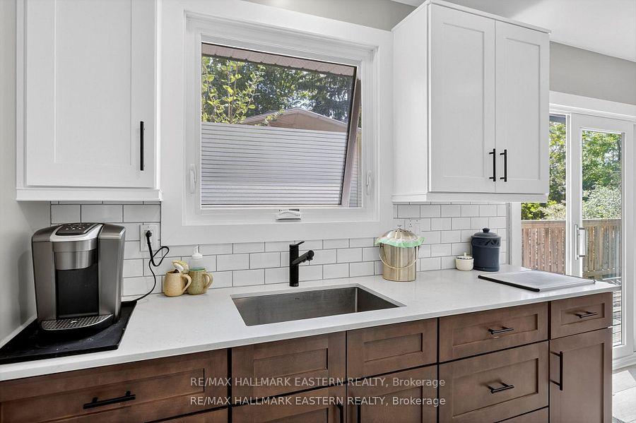Photo 14 of 41 Parkview Drive, Peterborough, Northcrest Ward 5 — HOMEH