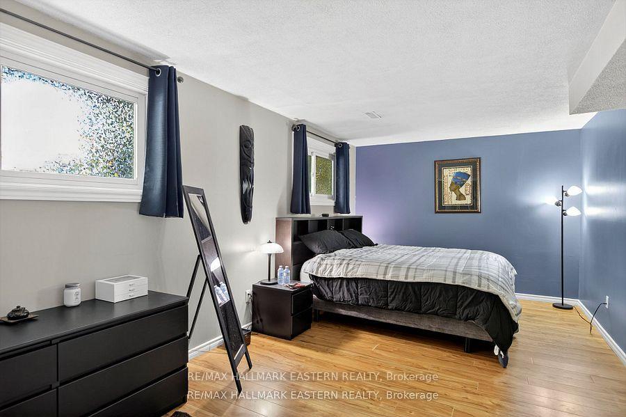 Photo 22 of 41 Parkview Drive, Peterborough, Northcrest Ward 5 — HOMEH