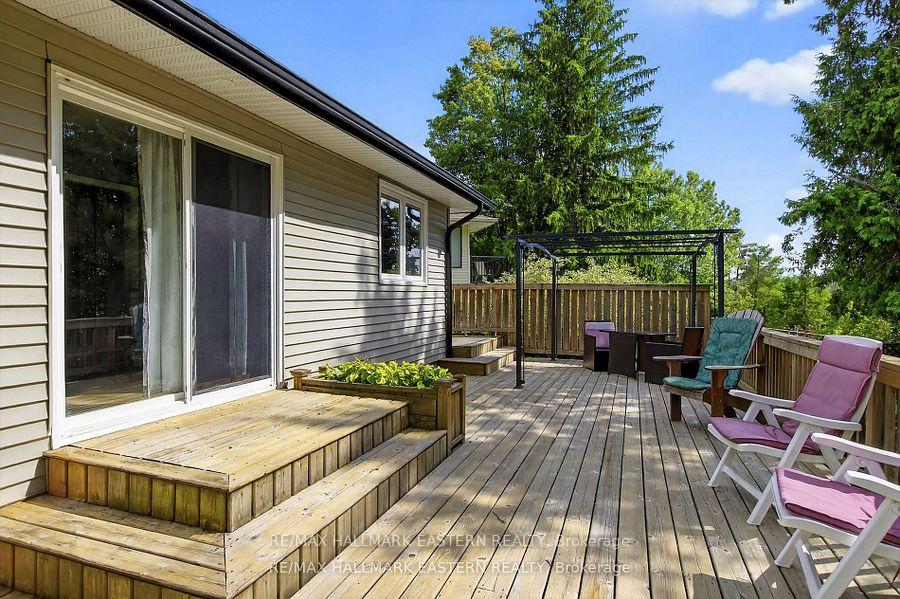 Photo 26 of 41 Parkview Drive, Peterborough, Northcrest Ward 5 — HOMEH