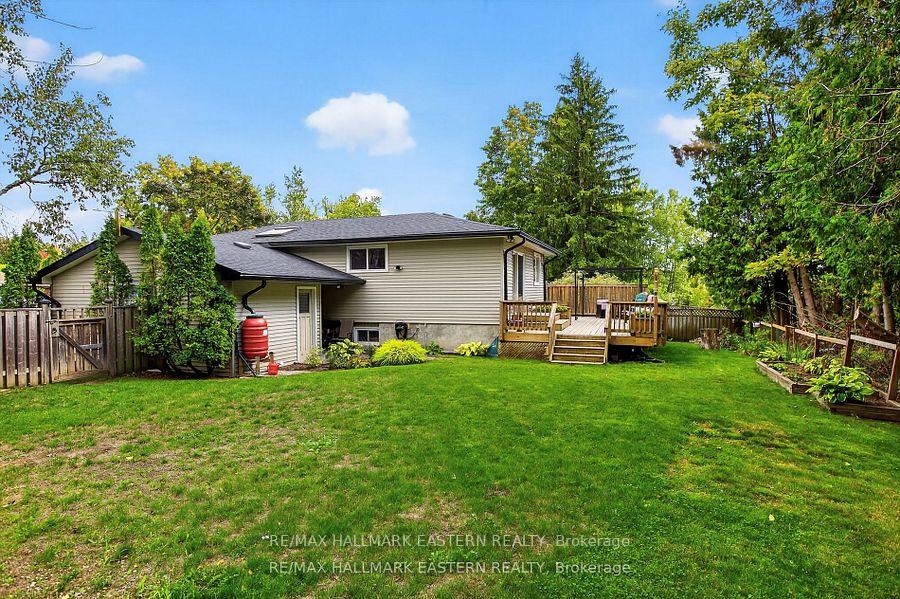 Photo 33 of 41 Parkview Drive, Peterborough, Northcrest Ward 5 — HOMEH