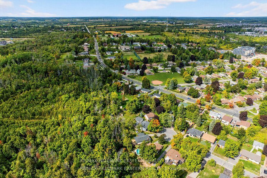 Photo 38 of 41 Parkview Drive, Peterborough, Northcrest Ward 5 — HOMEH