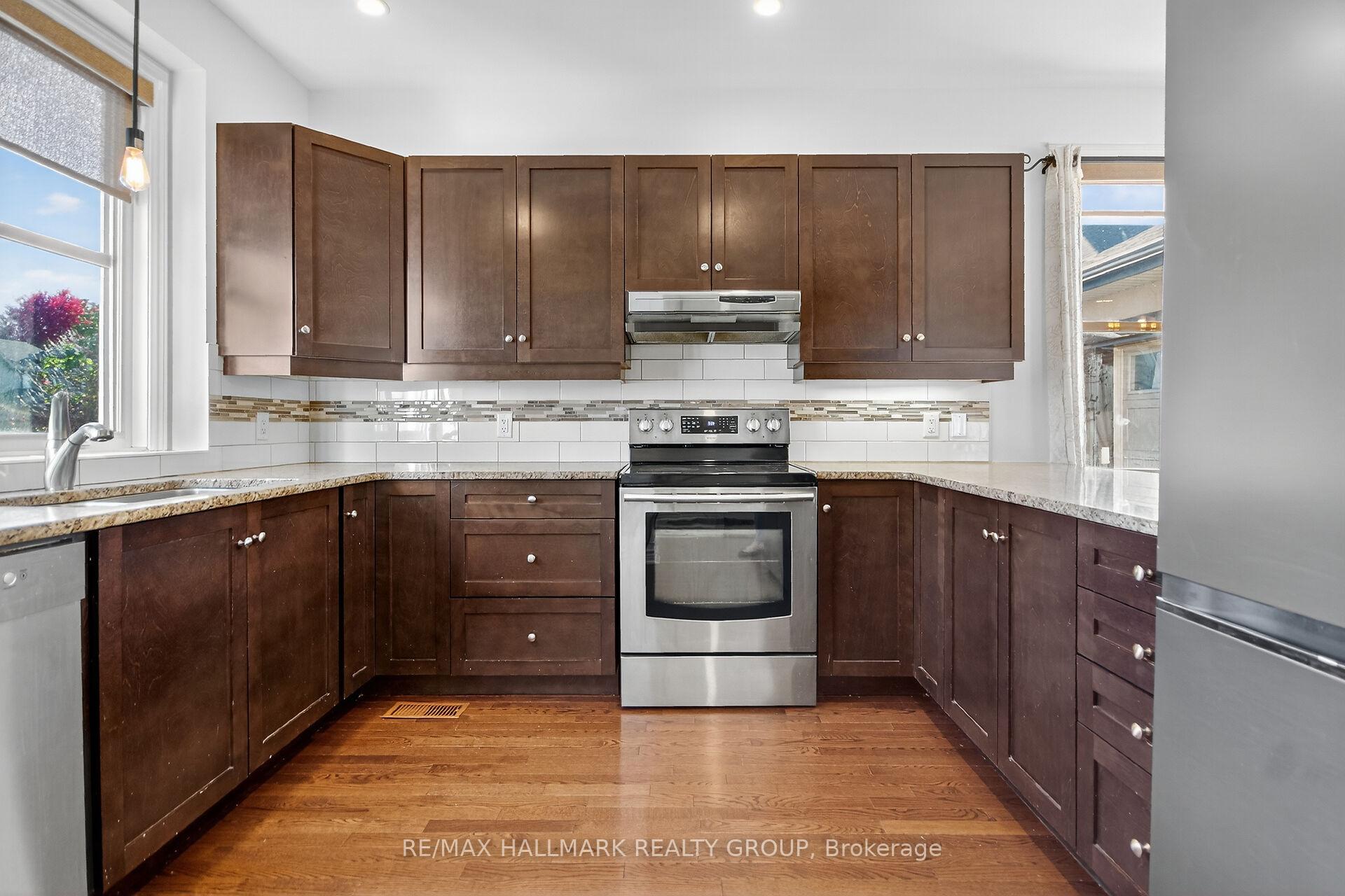 Photo 4 of 55 Claridge Drive, Ottawa, Barrhaven - Longfields — HOMEH