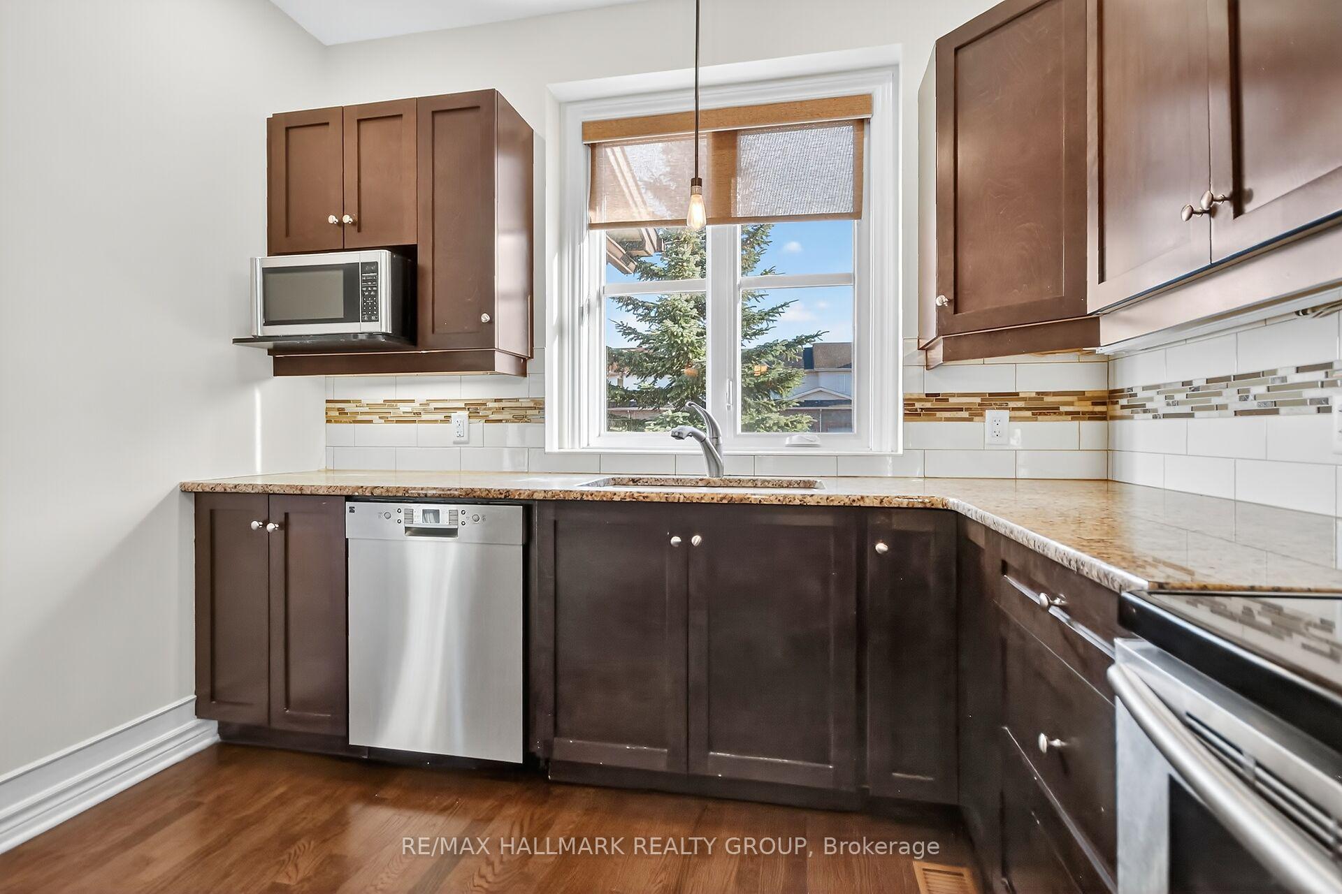 Photo 5 of 55 Claridge Drive, Ottawa, Barrhaven - Longfields — HOMEH