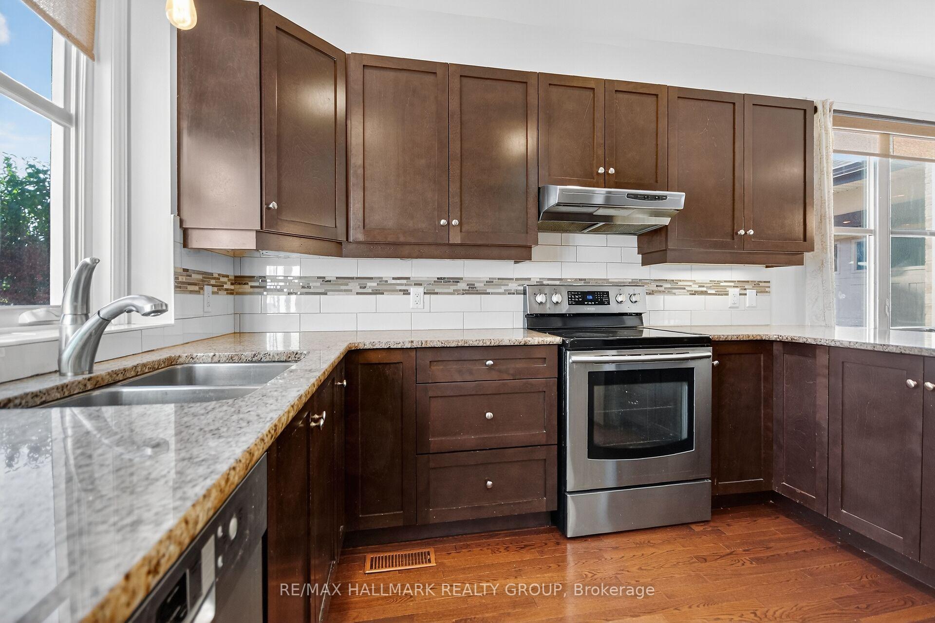 Photo 6 of 55 Claridge Drive, Ottawa, Barrhaven - Longfields — HOMEH