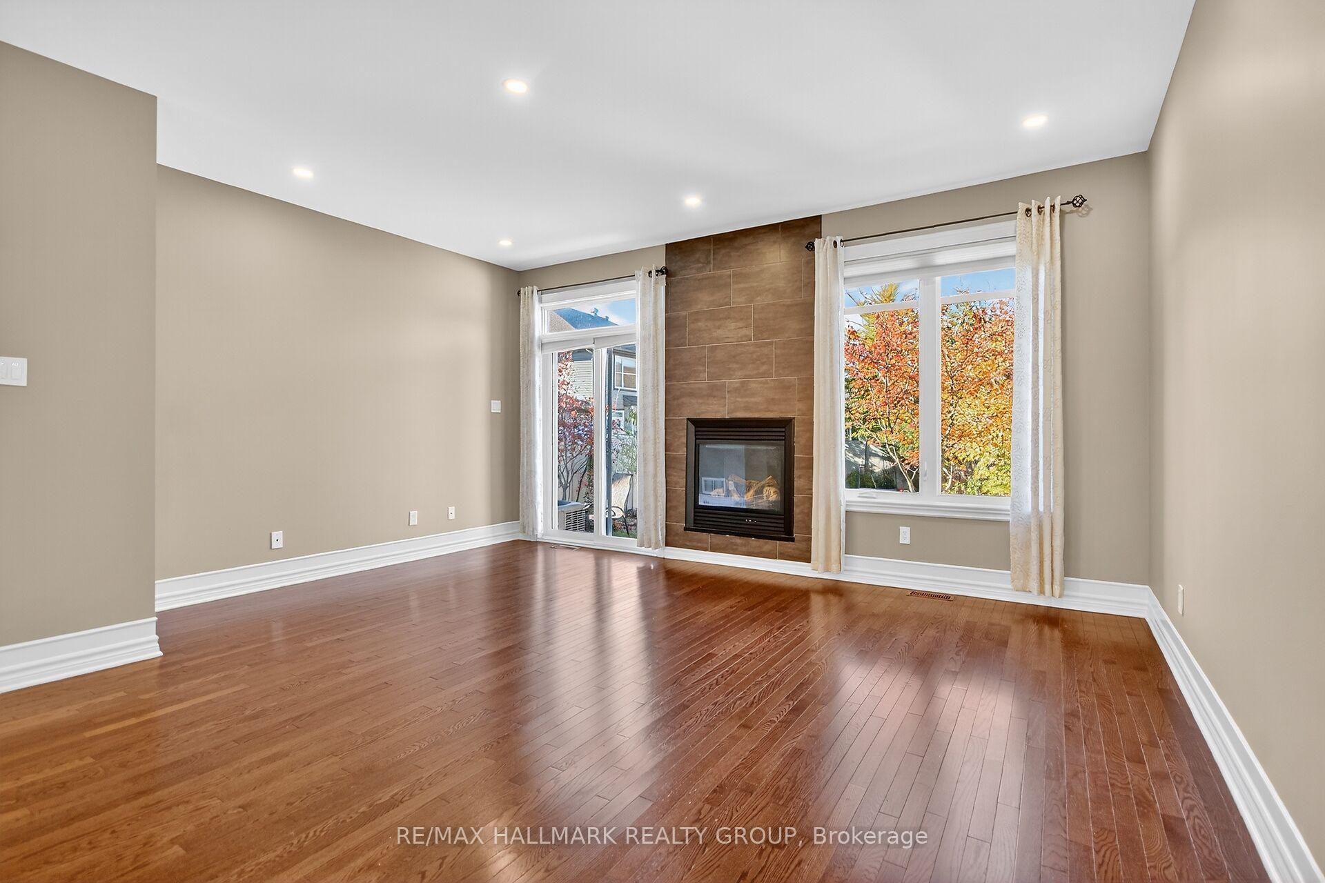 Photo 11 of 55 Claridge Drive, Ottawa, Barrhaven - Longfields — HOMEH