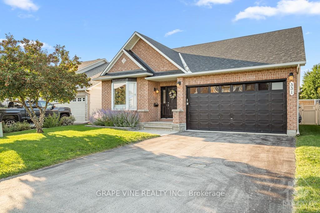 Photo 1 of 331 Nestleton Street, Ottawa, Avalon East — HOMEH