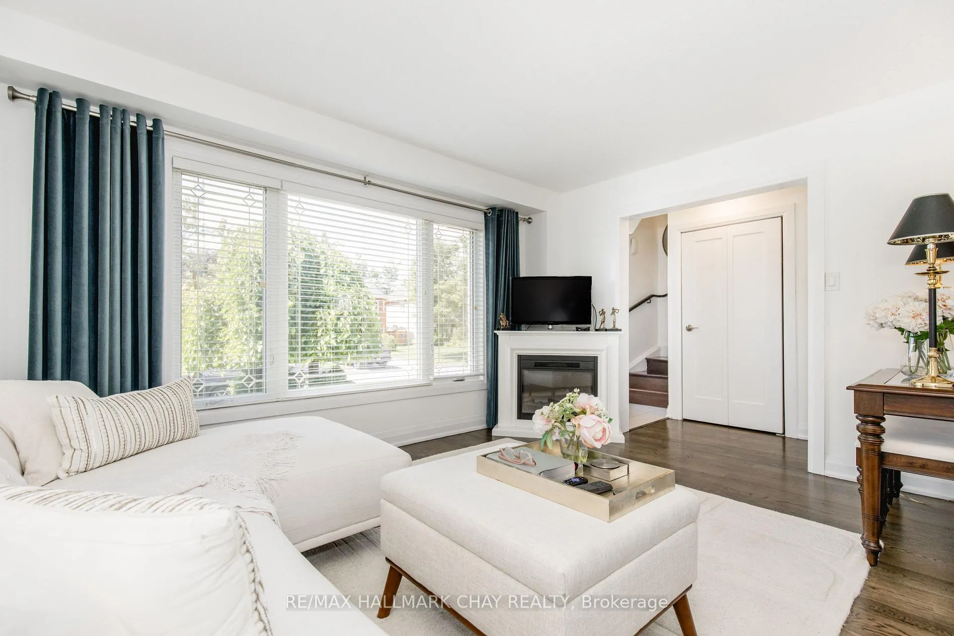 Photo 6 of 124 Brown Street, Barrie, Holly — HOMEH