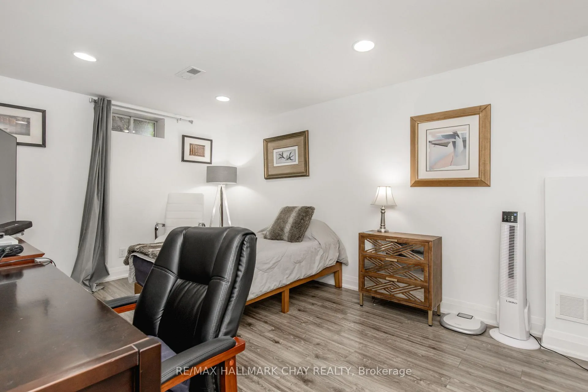 Photo 26 of 124 Brown Street, Barrie, Holly — HOMEH