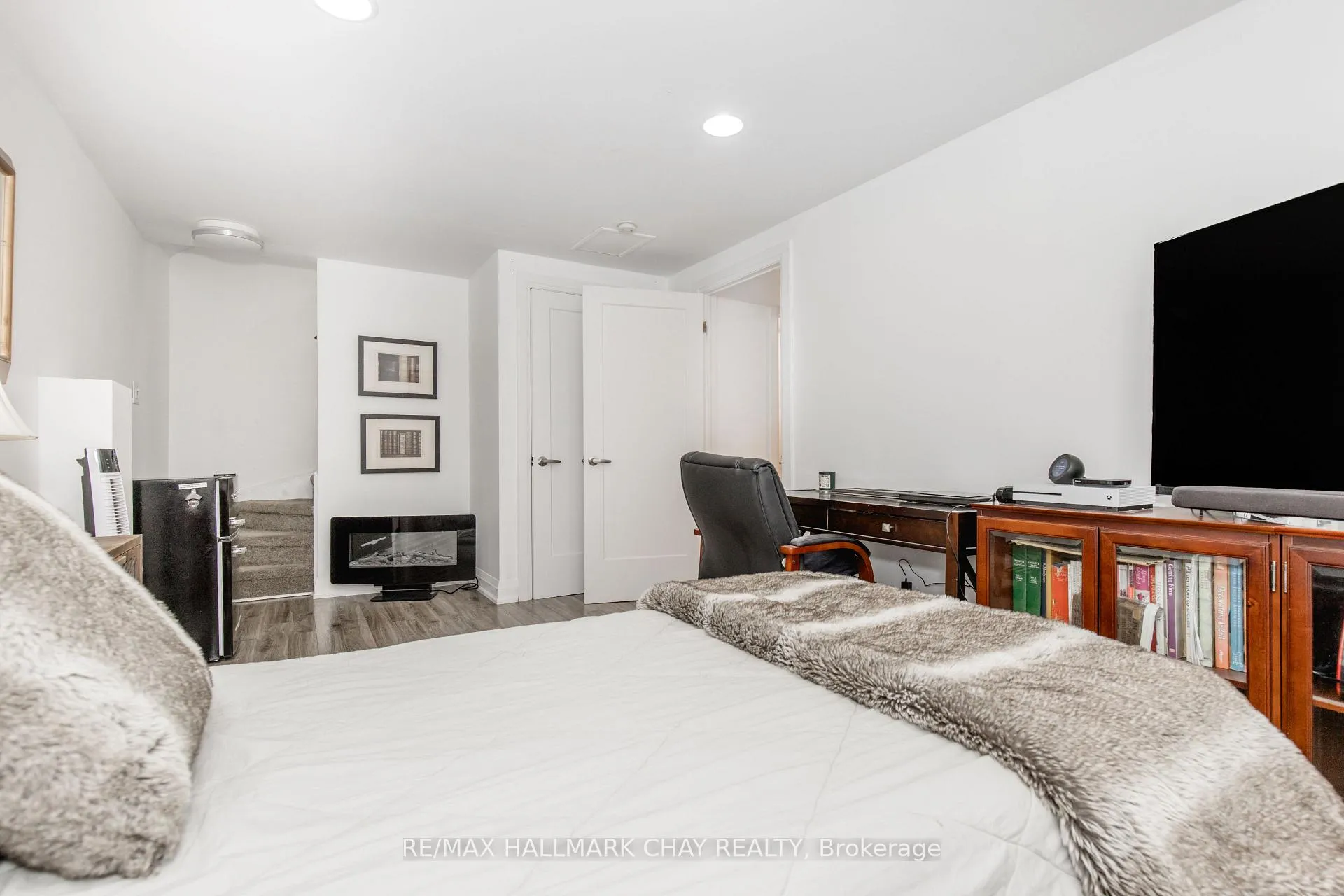 Photo 27 of 124 Brown Street, Barrie, Holly — HOMEH