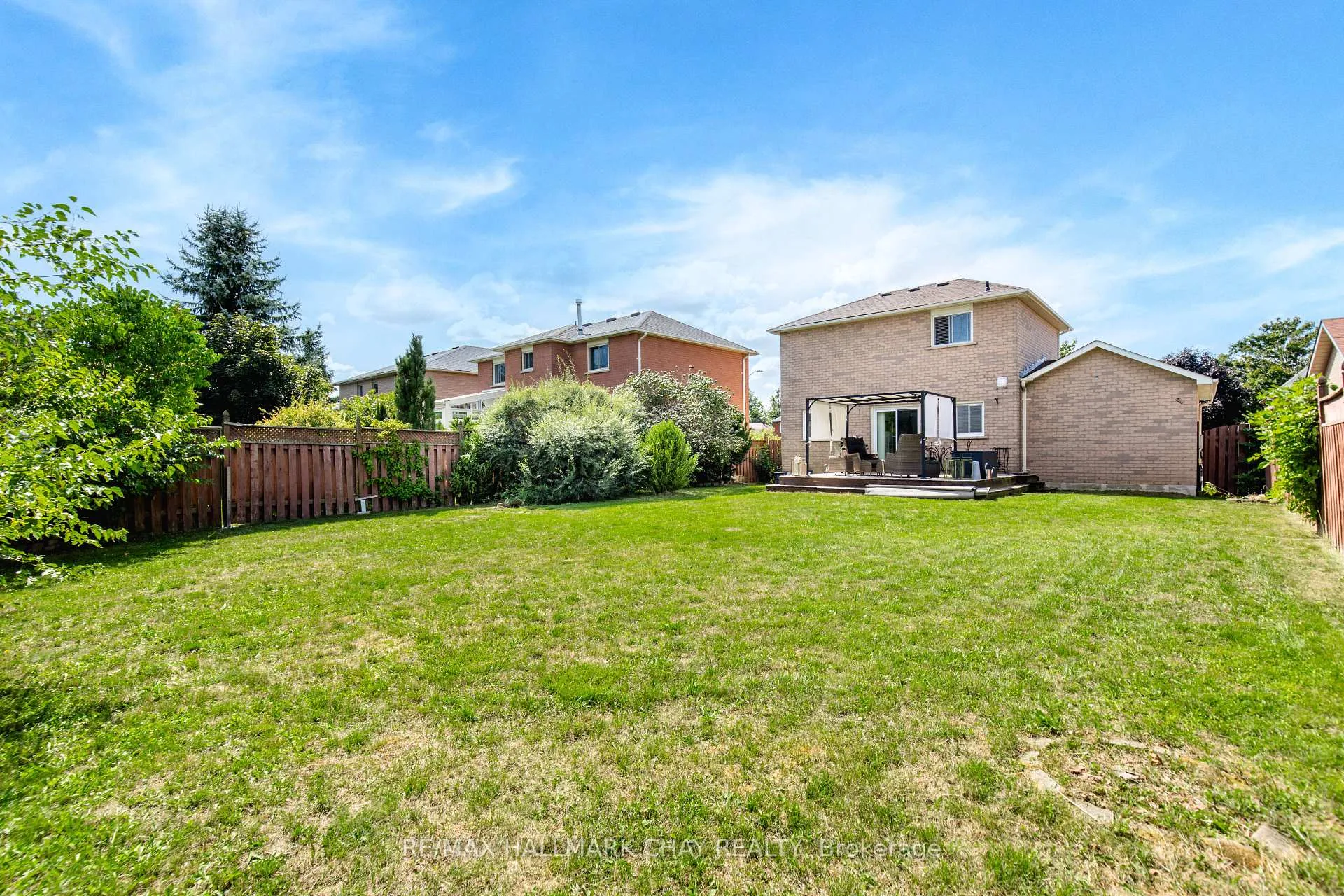 Photo 31 of 124 Brown Street, Barrie, Holly — HOMEH