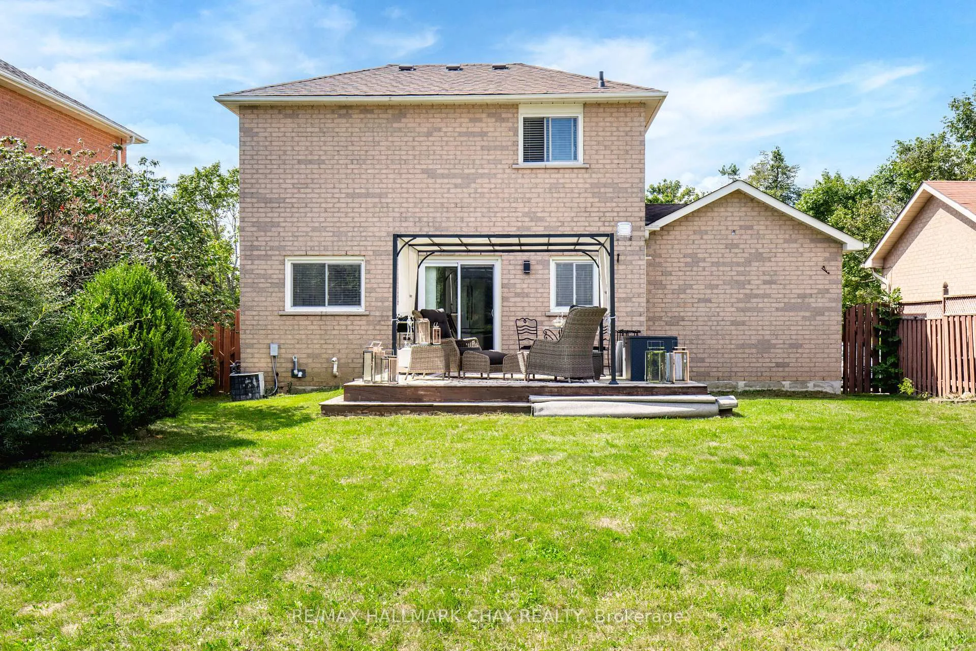 Photo 32 of 124 Brown Street, Barrie, Holly — HOMEH