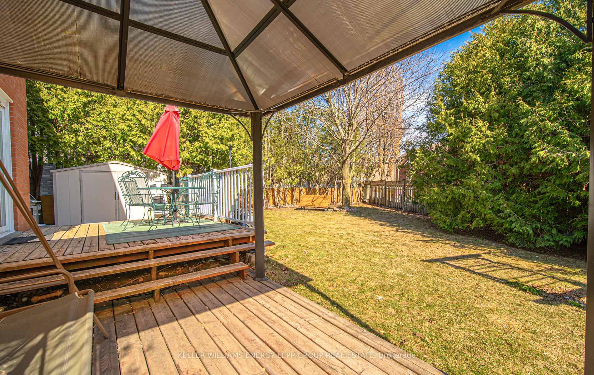 Photo 10 of 37 Eric Clarke Drive, Whitby, Rolling Acres — HOMEH