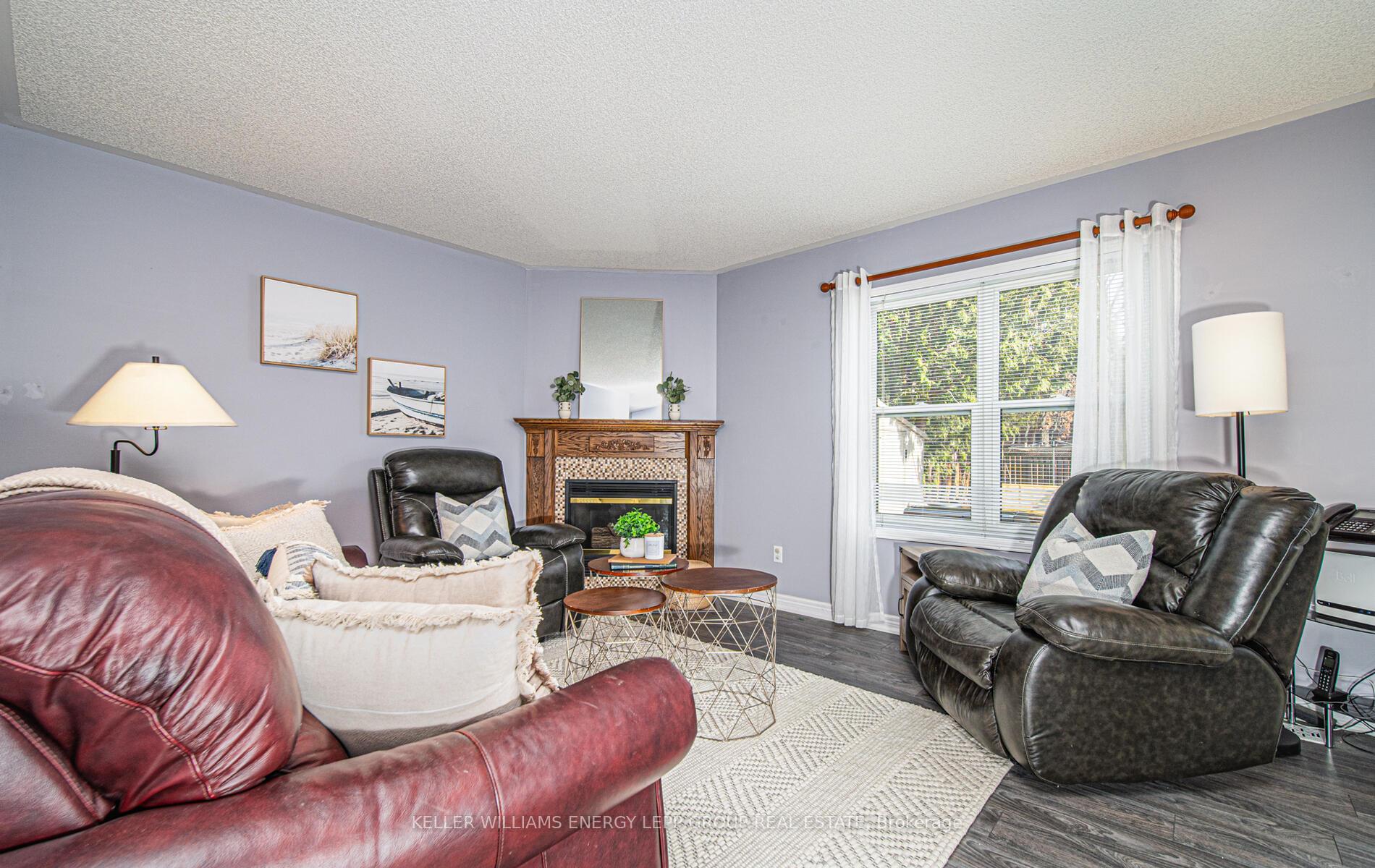 Photo 26 of 37 Eric Clarke Drive, Whitby, Rolling Acres — HOMEH