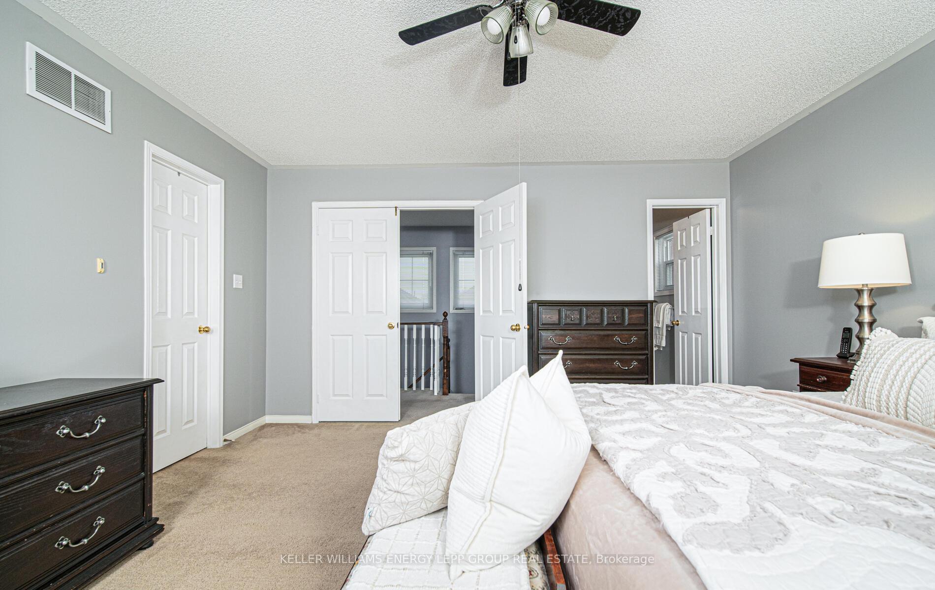 Photo 33 of 37 Eric Clarke Drive, Whitby, Rolling Acres — HOMEH